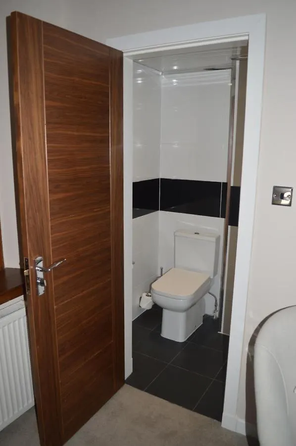 Jewel Guest House Aberdeen 3*,